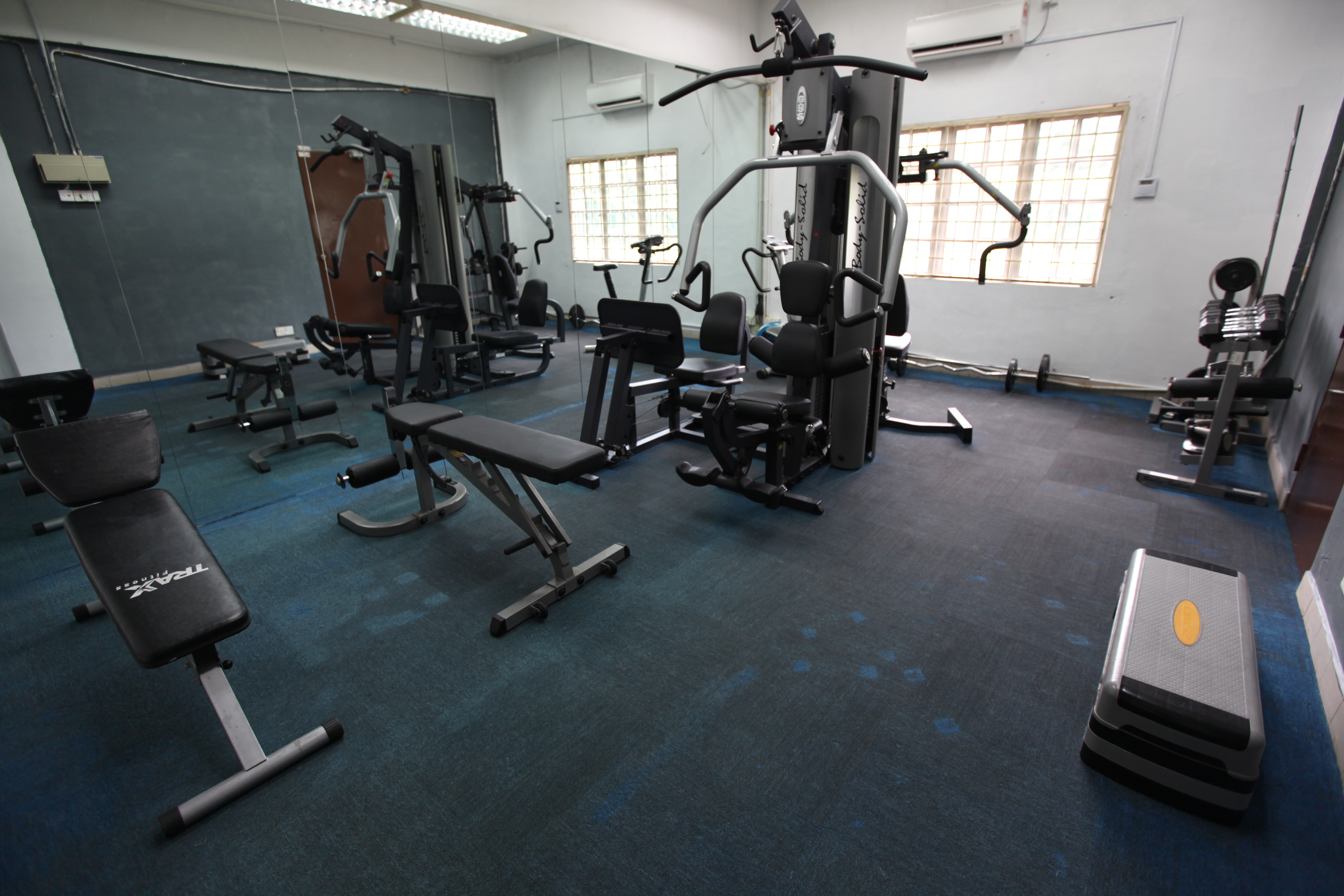 Gymnasium 2