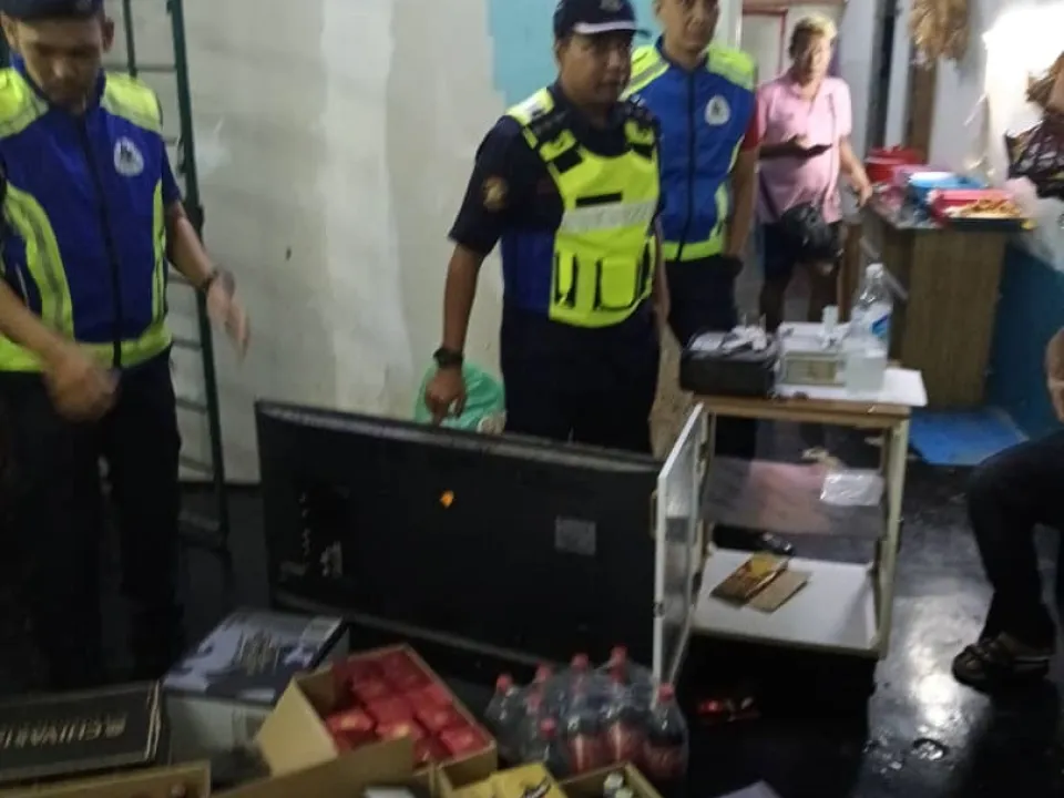 OPERASI SITA PREMIS WARGA ASING