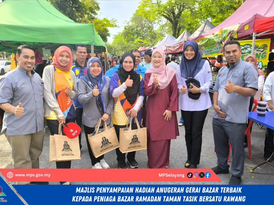 MAJLIS PENYAMPAIAN HADIAH ANUGERAH GERAI BAZAR TERBAIK